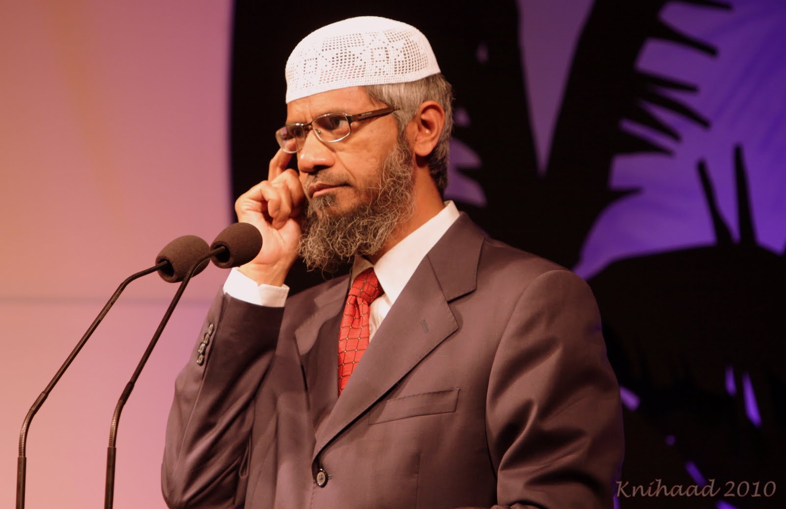 Dr. Zakir Naik on Atheism (Video)