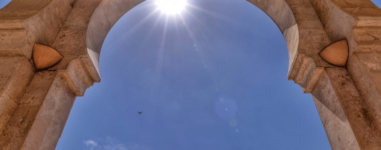 Technology Transfer from Islamic World to the West